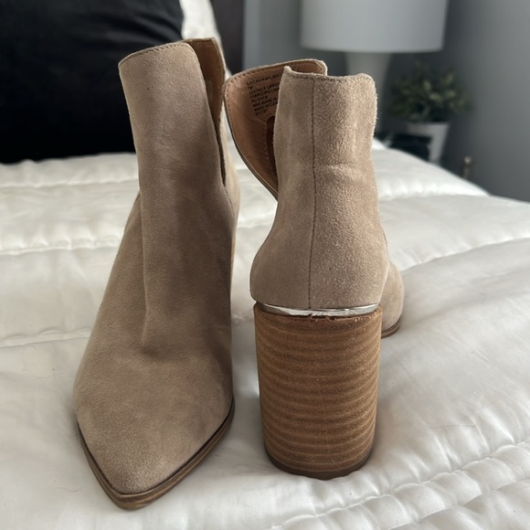 Steve Madden Kaylah Bootie - Picture 2 of 2